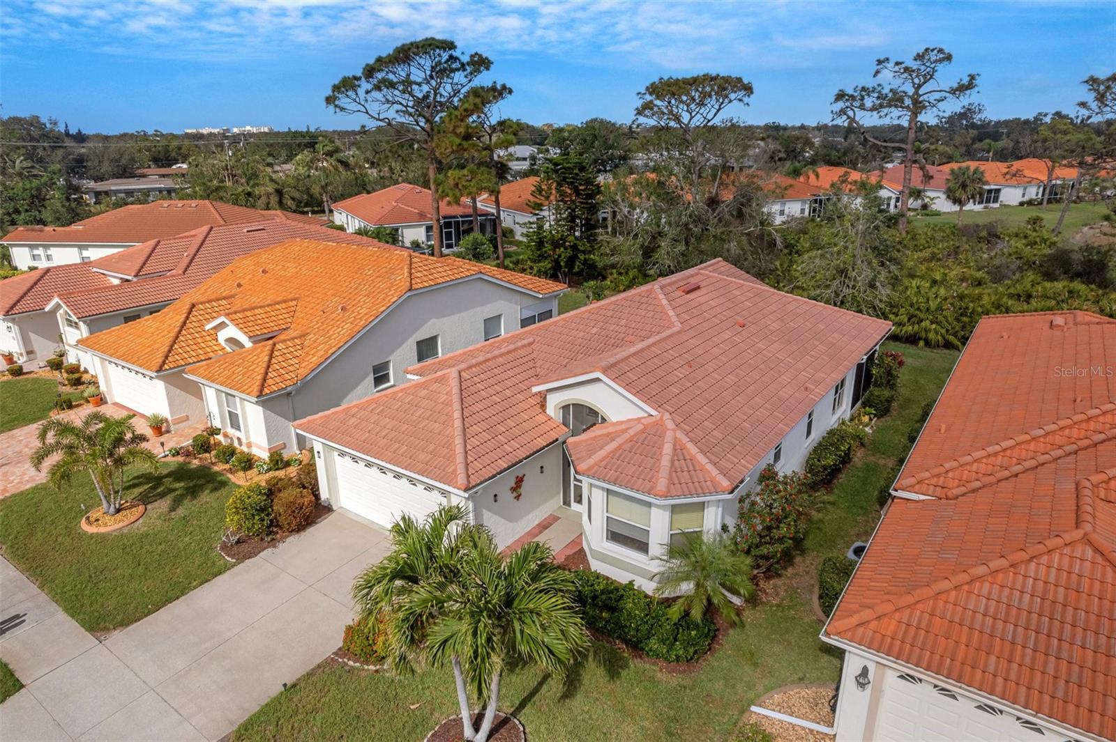 Image 6 of 53 For 4811 Summertree Road