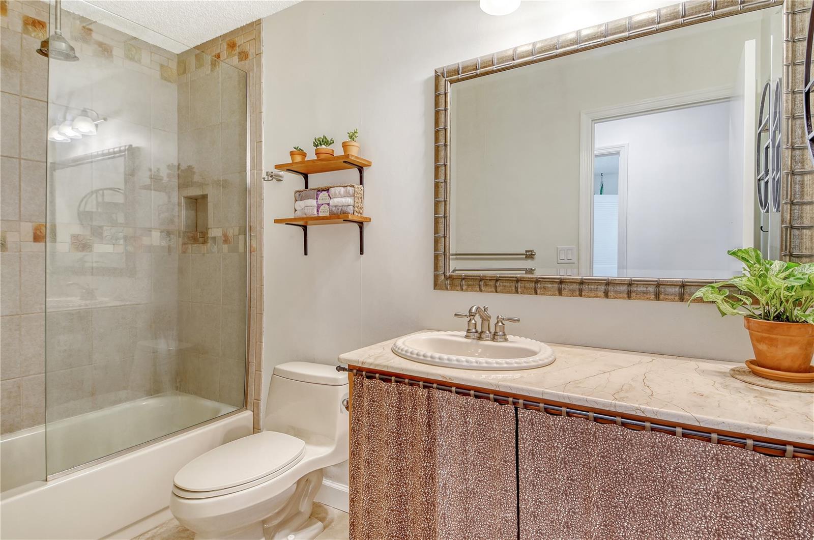 Image 33 of 65 For 4712 Glenbrooke Drive