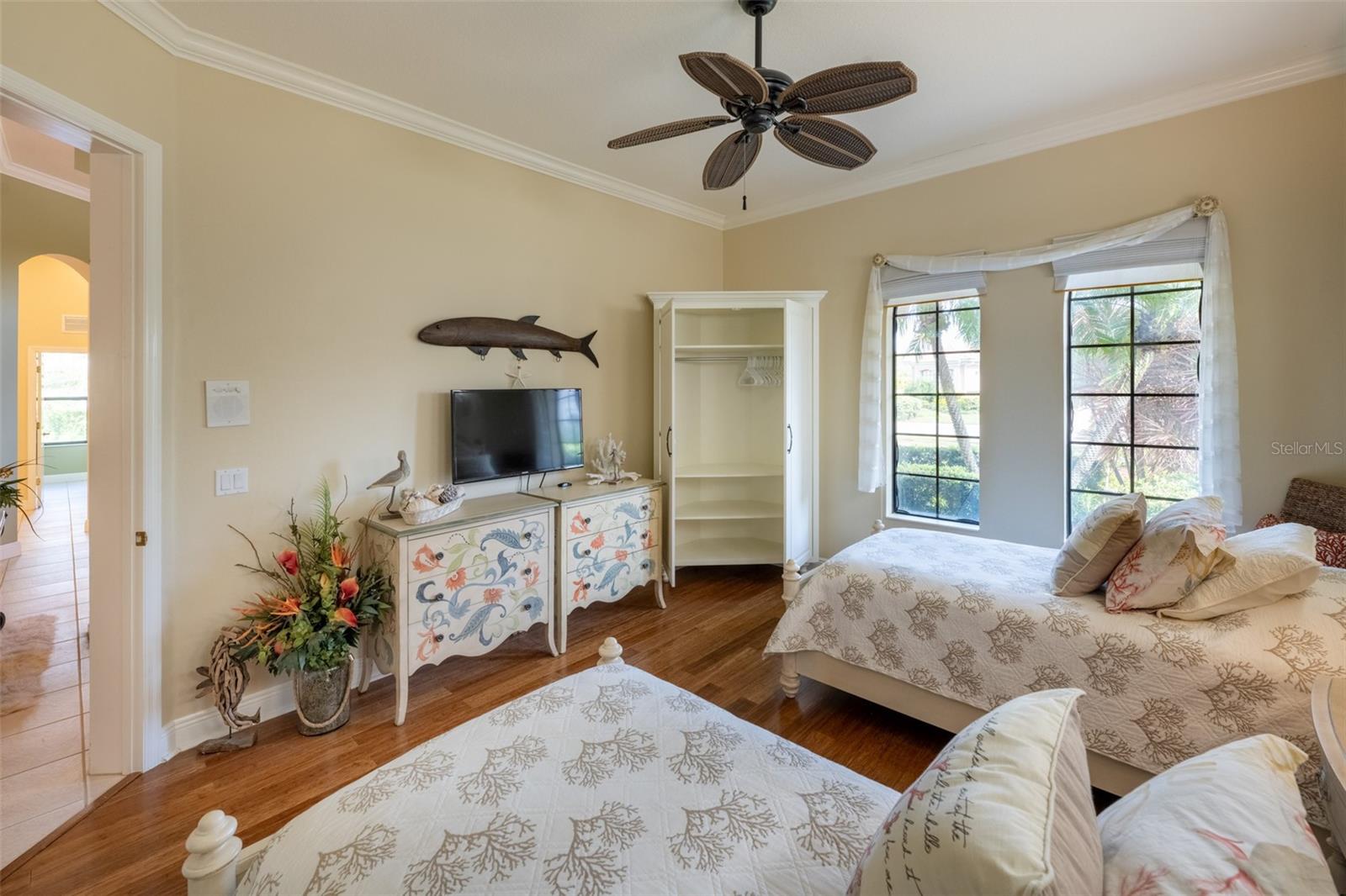 Image 22 of 46 For 7141 Whitemarsh Circle