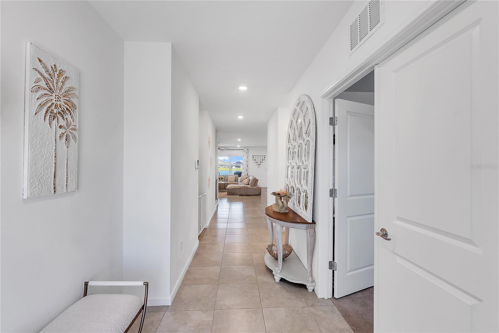 Image 17 of 77 For 11531 Moonsail Drive