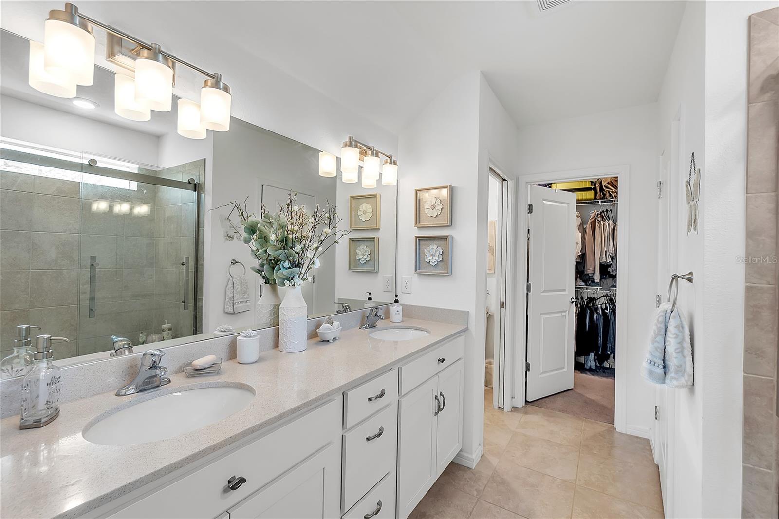 Image 27 of 77 For 11531 Moonsail Drive