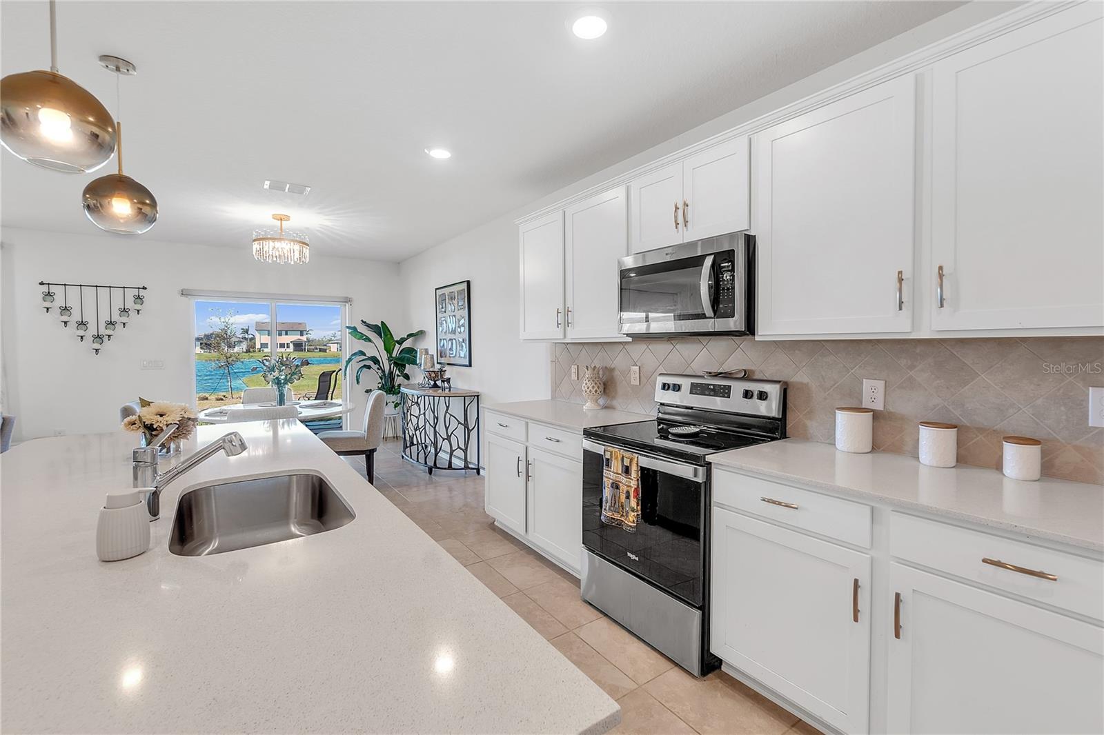 Image 33 of 77 For 11531 Moonsail Drive