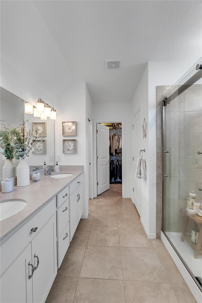 Image 50 of 77 For 11531 Moonsail Drive
