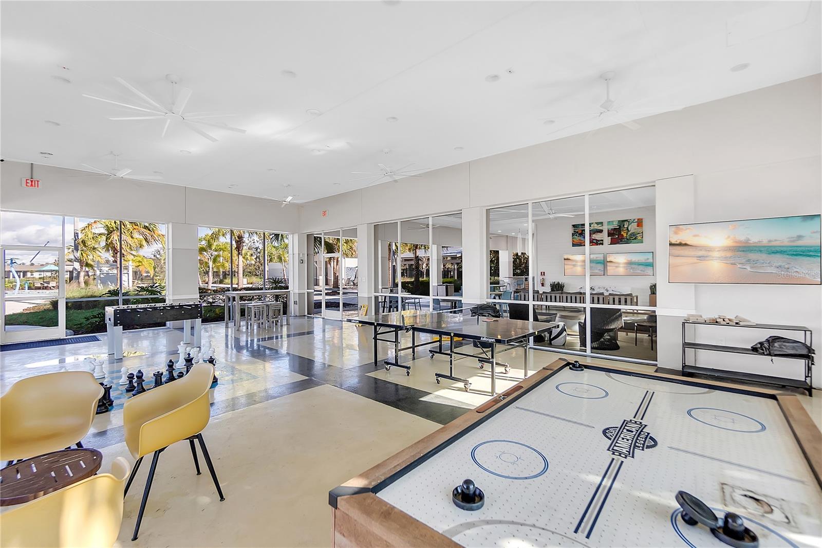 Image 61 of 77 For 11531 Moonsail Drive