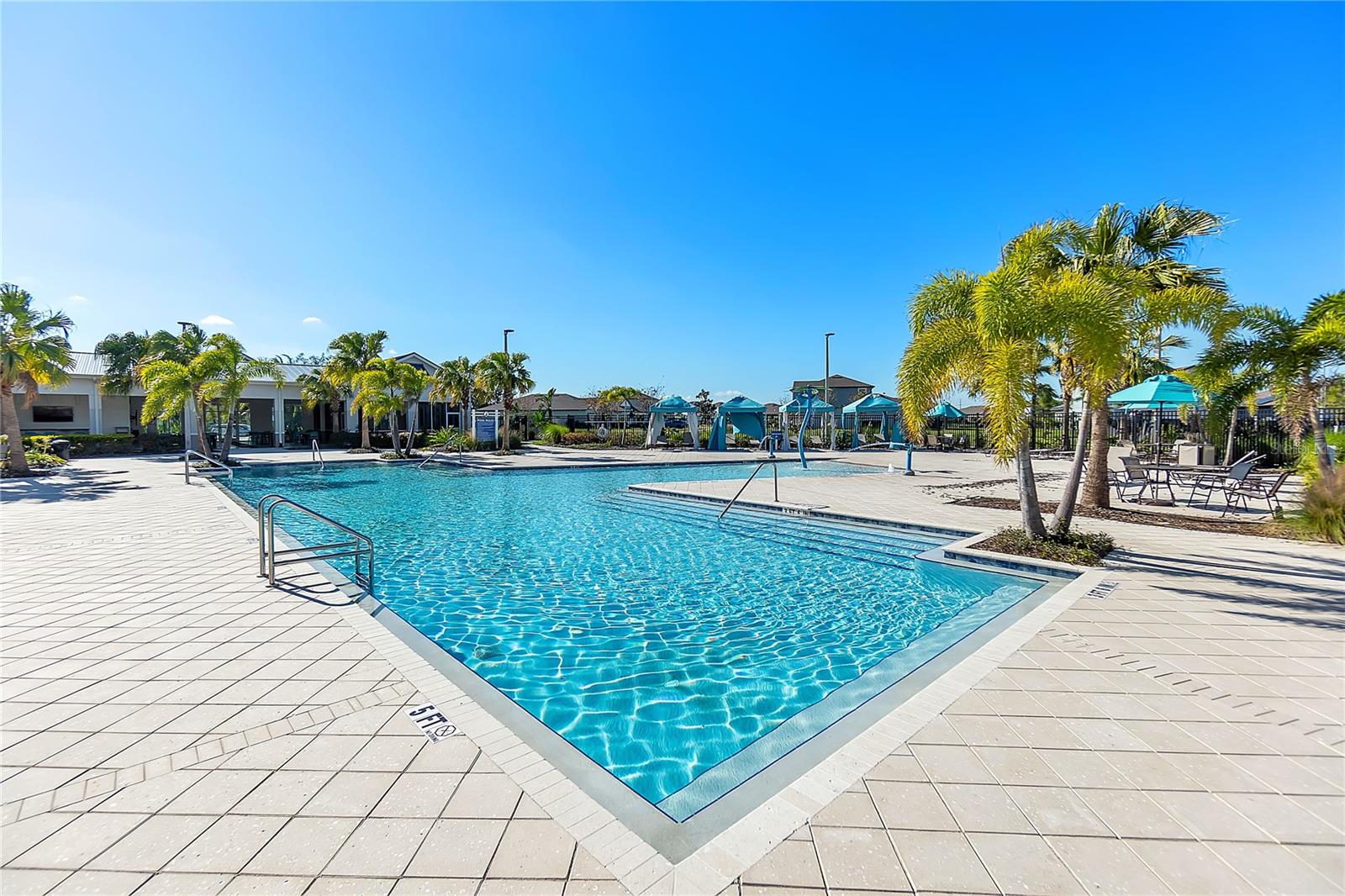 Image 63 of 77 For 11531 Moonsail Drive