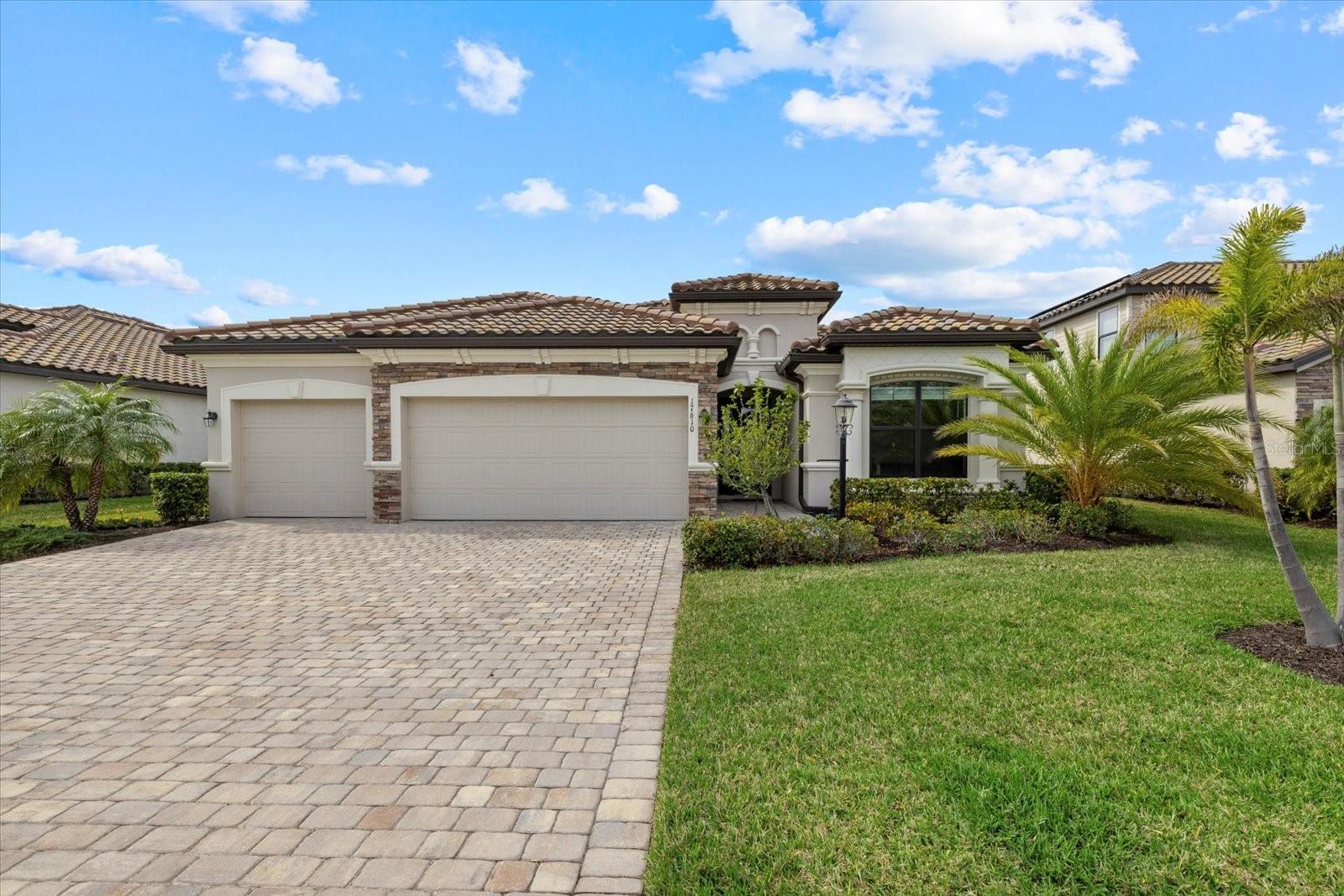 Image 9 of 66 For 17610 Polo Trail