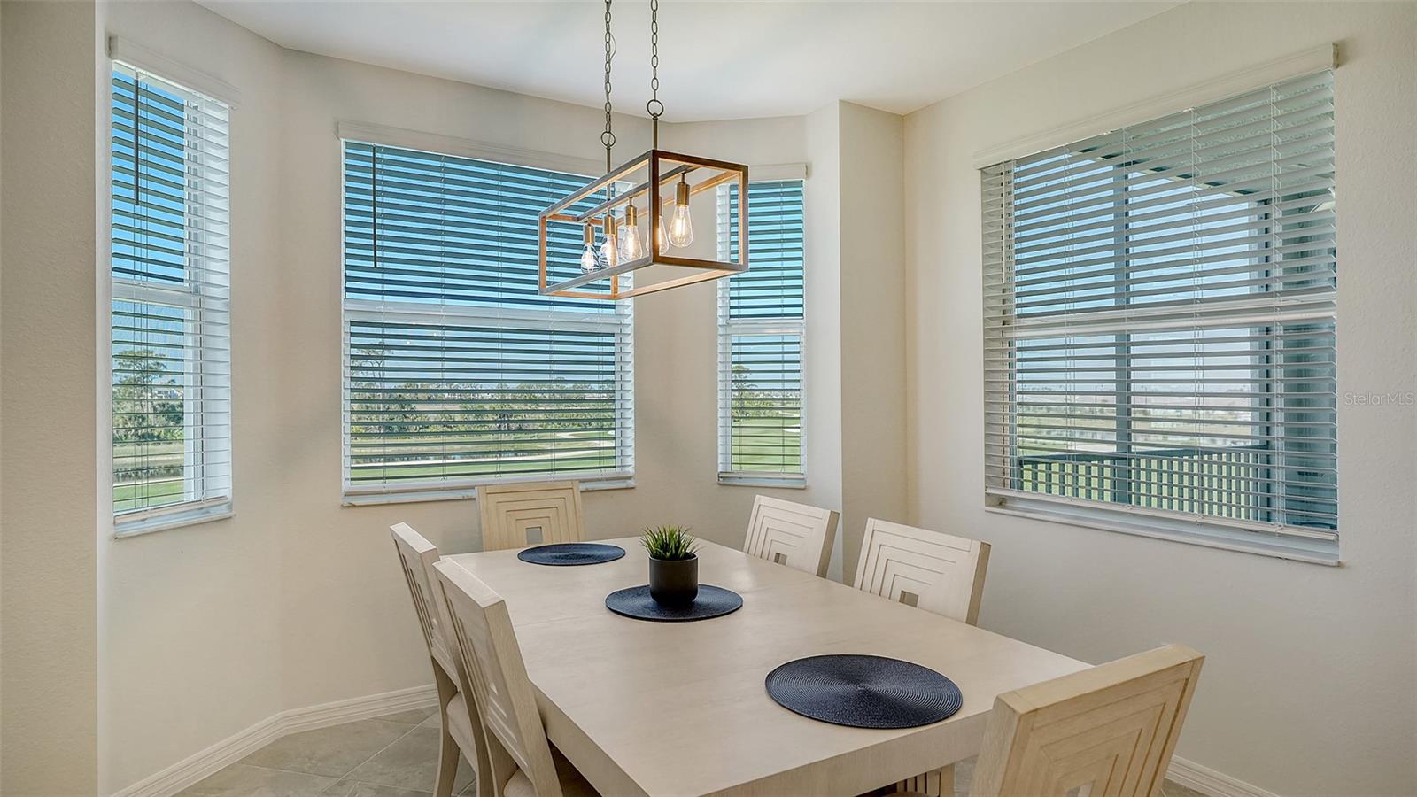 Image 12 of 78 For 17595 Opal Sand Drive 306