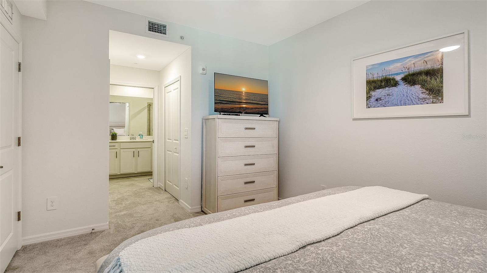 Image 22 of 78 For 17595 Opal Sand Drive 306