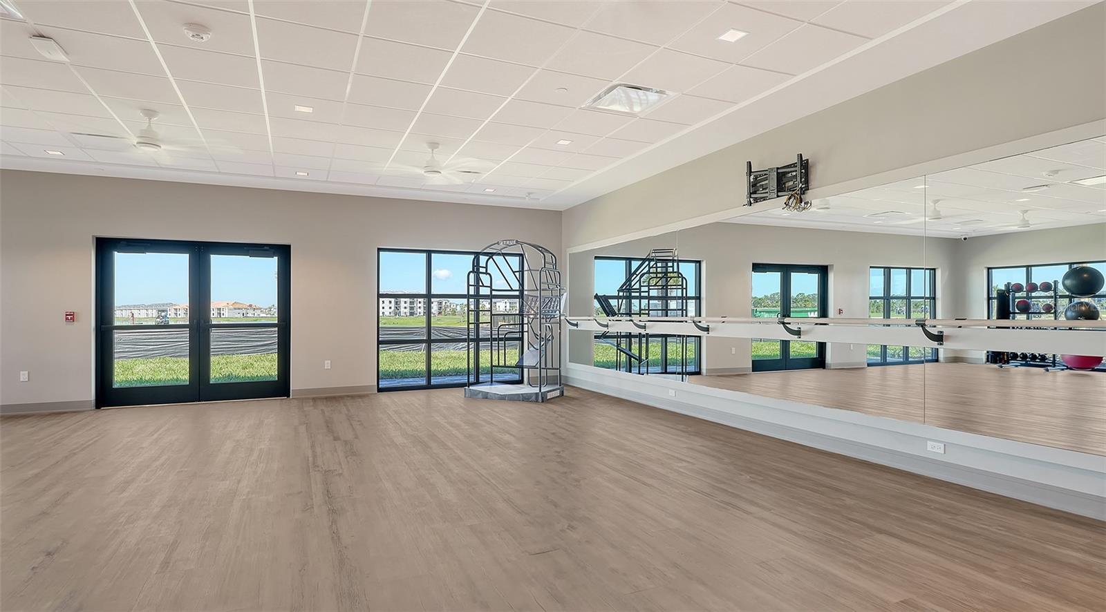 Image 31 of 78 For 17595 Opal Sand Drive 306