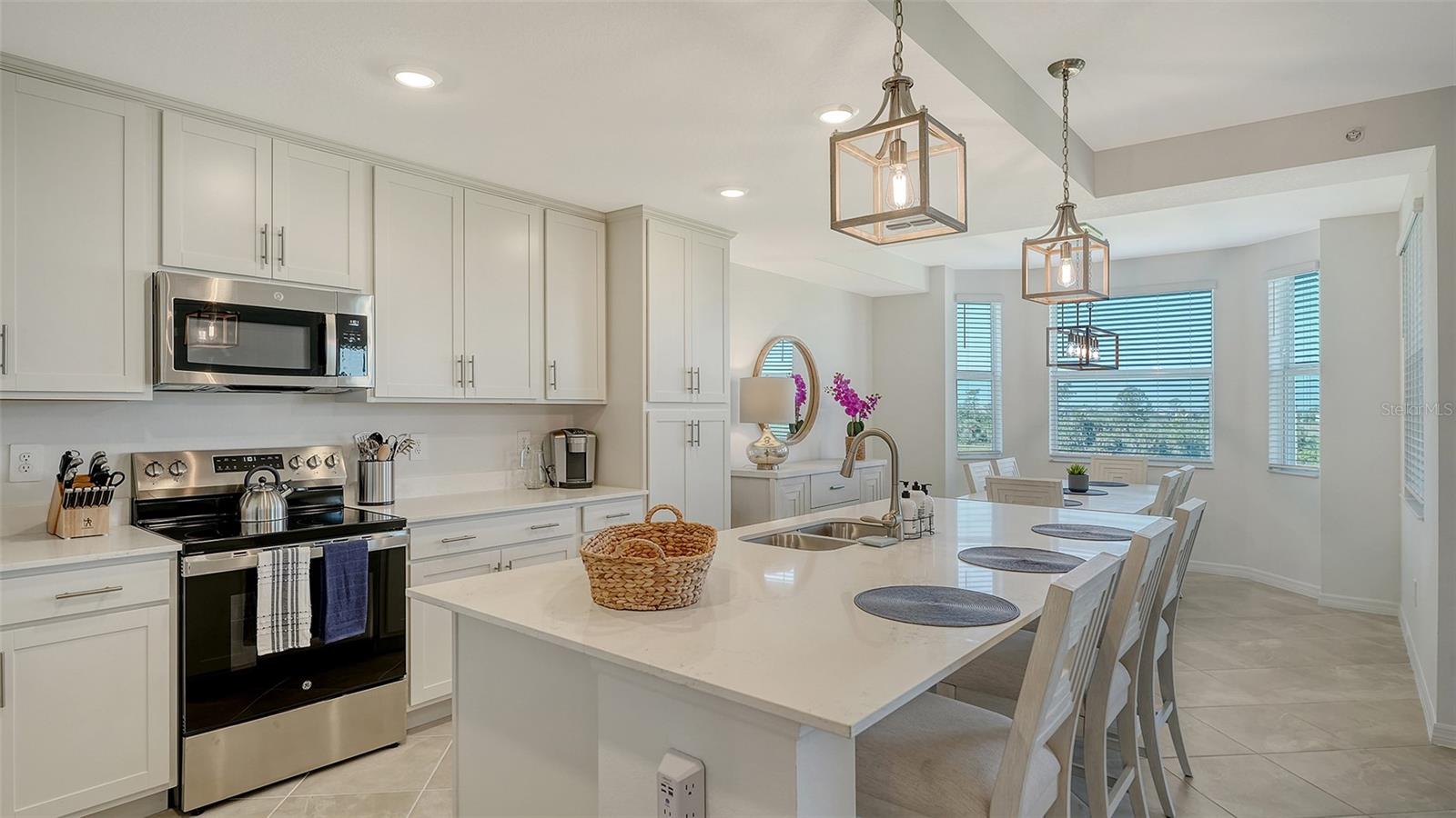 Image 9 of 78 For 17595 Opal Sand Drive 306