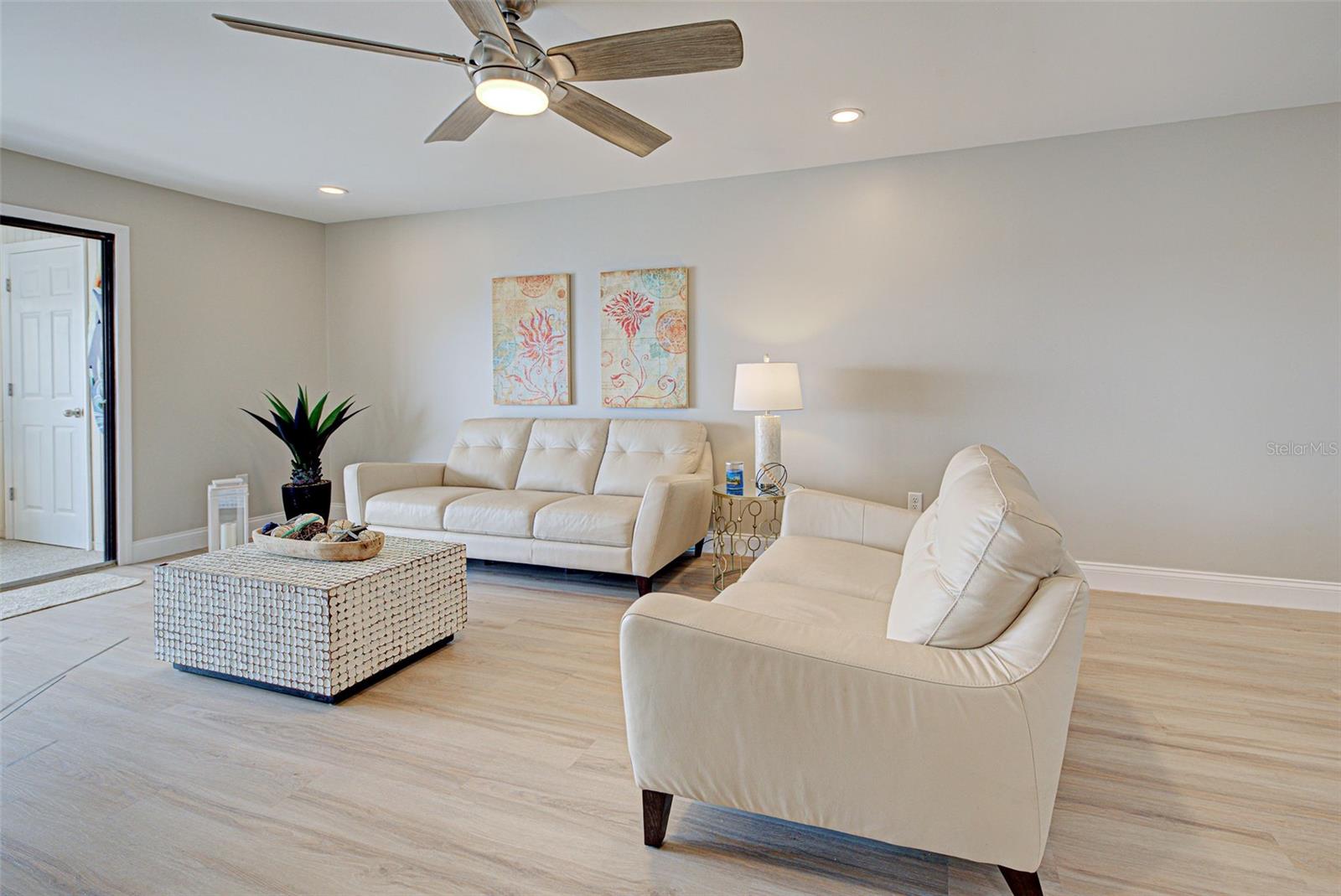 Image 17 of 63 For 14459 River Beach Drive 218