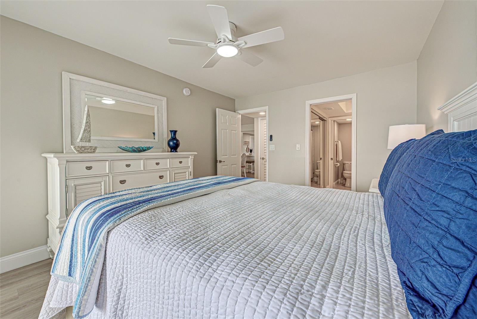 Image 40 of 63 For 14459 River Beach Drive 218