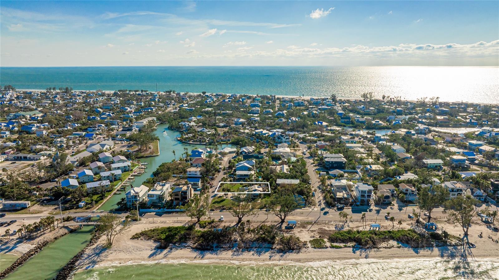 Image 11 of 28 For 203 N Bay Blvd