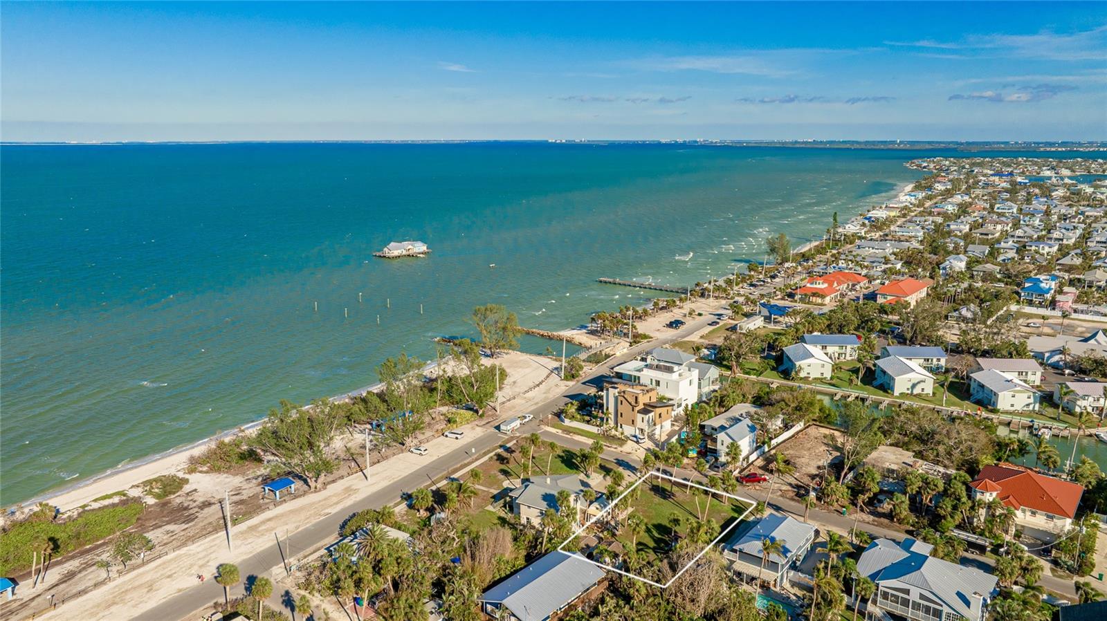 Image 15 of 28 For 203 N Bay Blvd