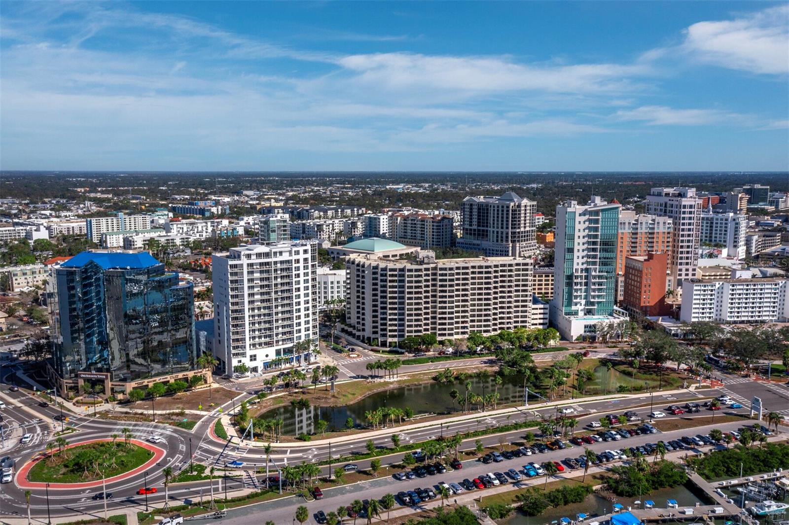 Listing photo id 23 for 1255 Gulfstream Avenue 407