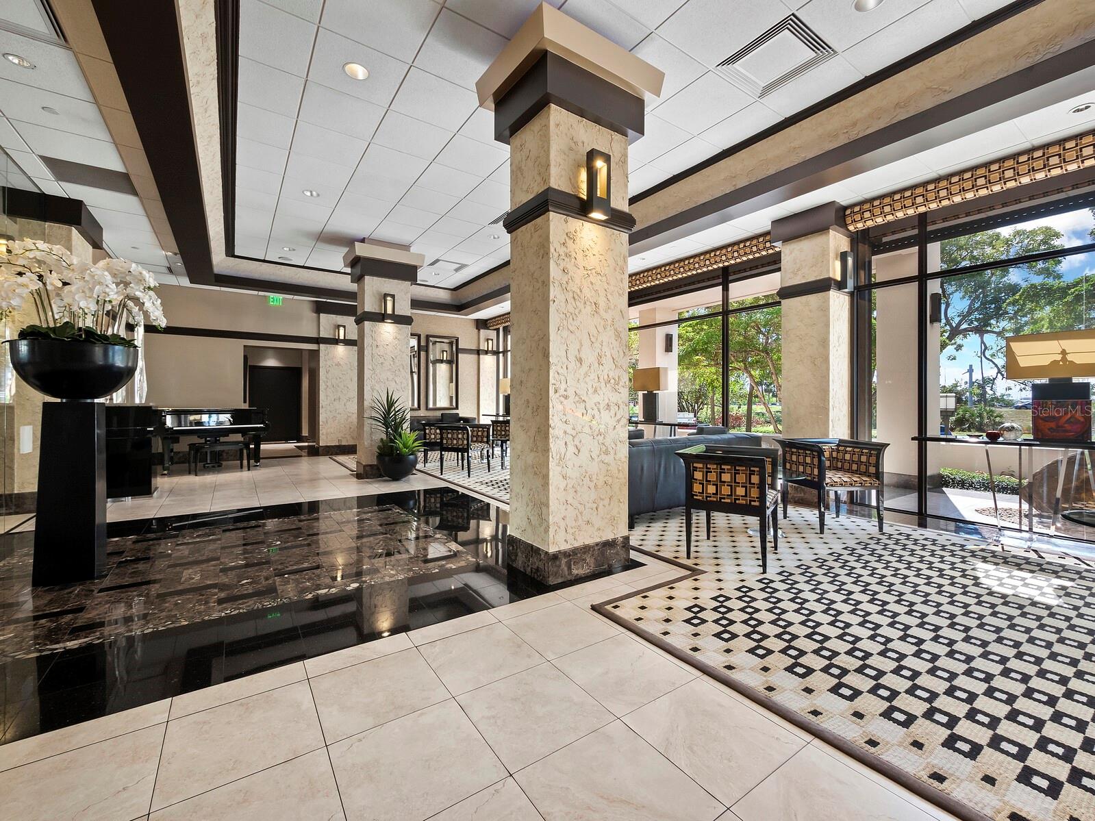 Listing photo id 28 for 1255 Gulfstream Avenue 407