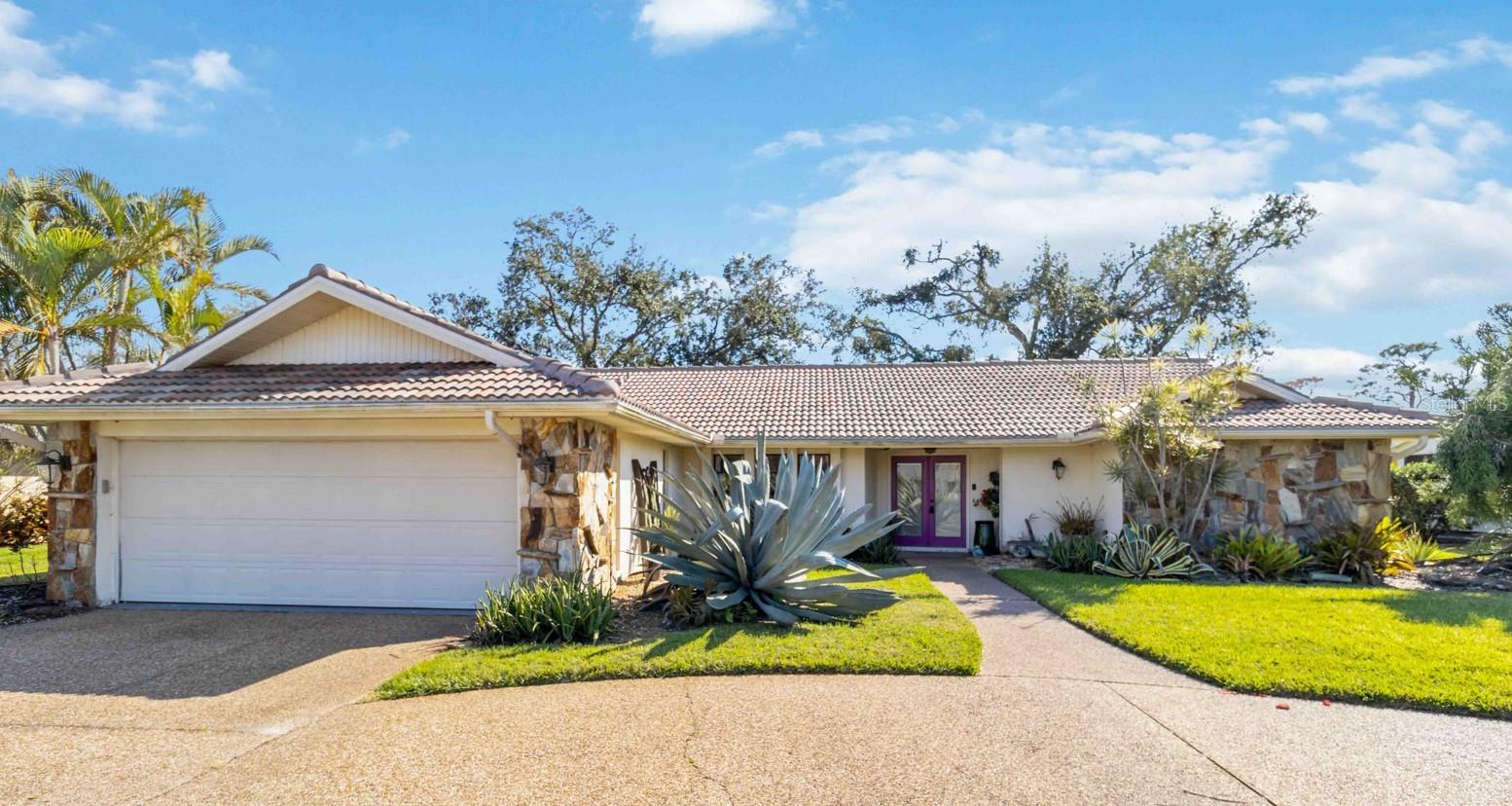 Details for 3876 Torrey Pines Boulevard, SARASOTA, FL 34238