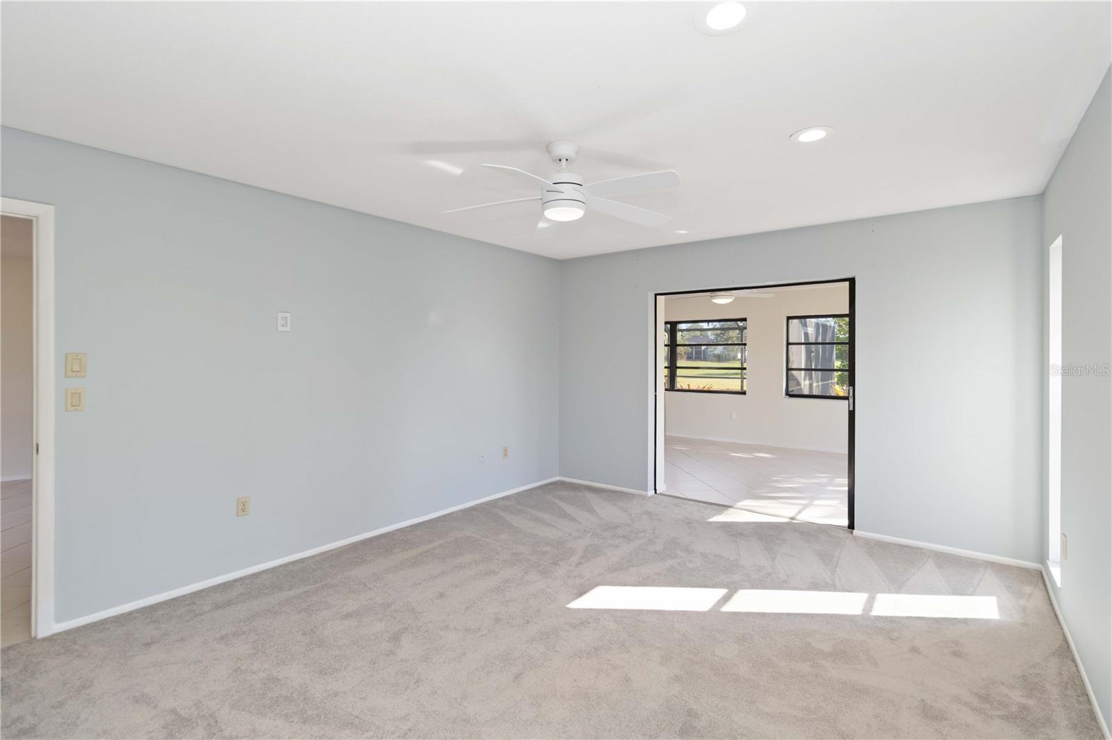 Image 16 of 44 For 3876 Torrey Pines Boulevard