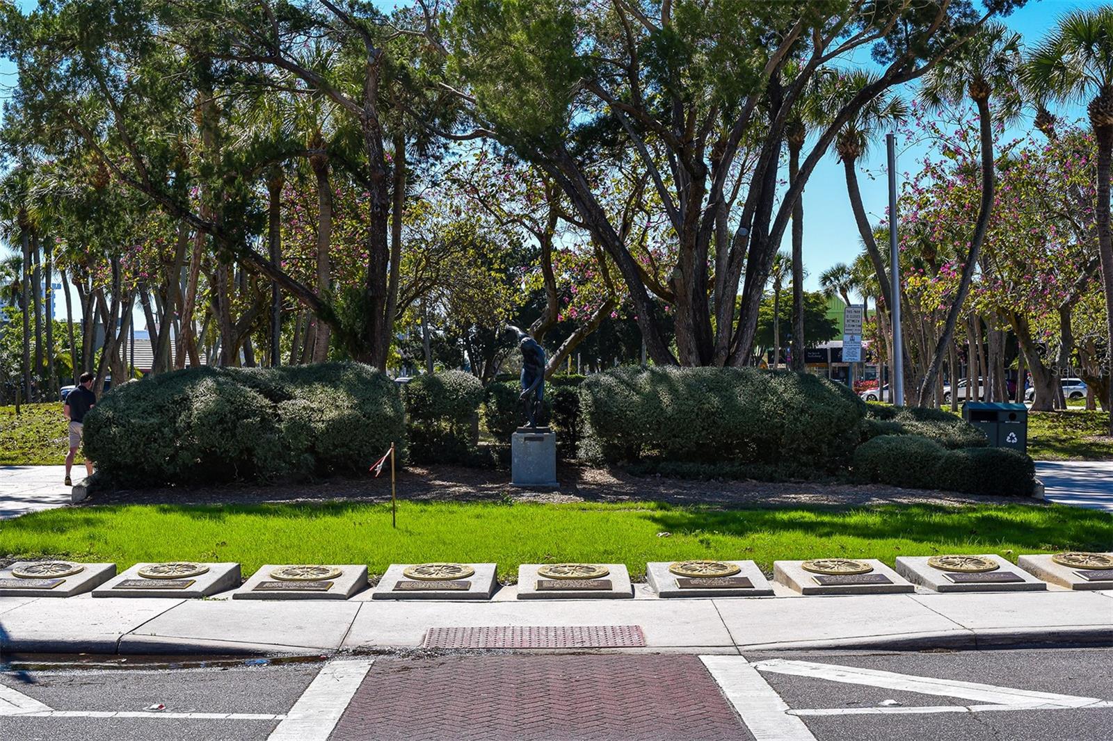 Image 69 of 77 For 1 Benjamin Franklin Drive 91