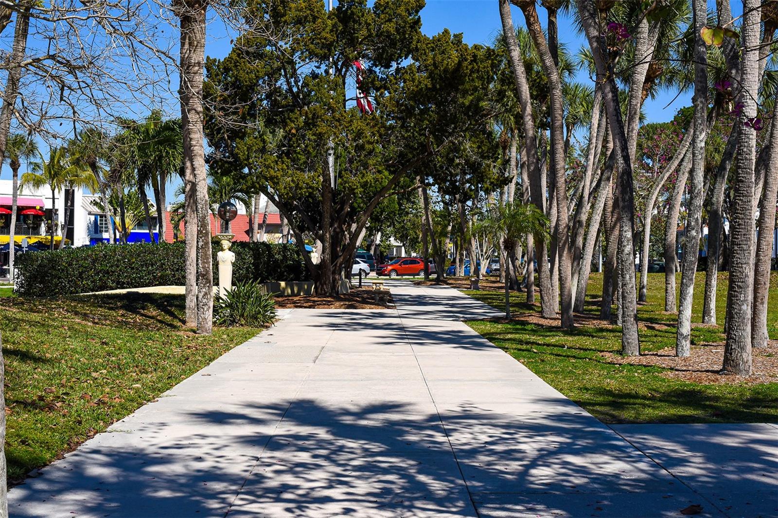 Image 70 of 77 For 1 Benjamin Franklin Drive 91