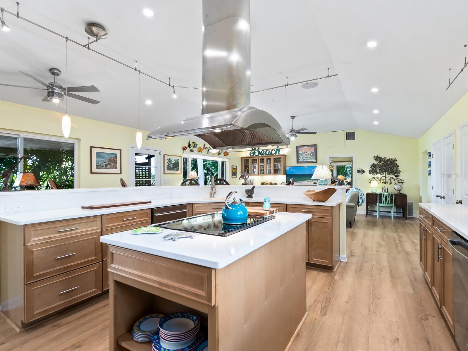 Image 25 of 59 For 2212 6th Street W
