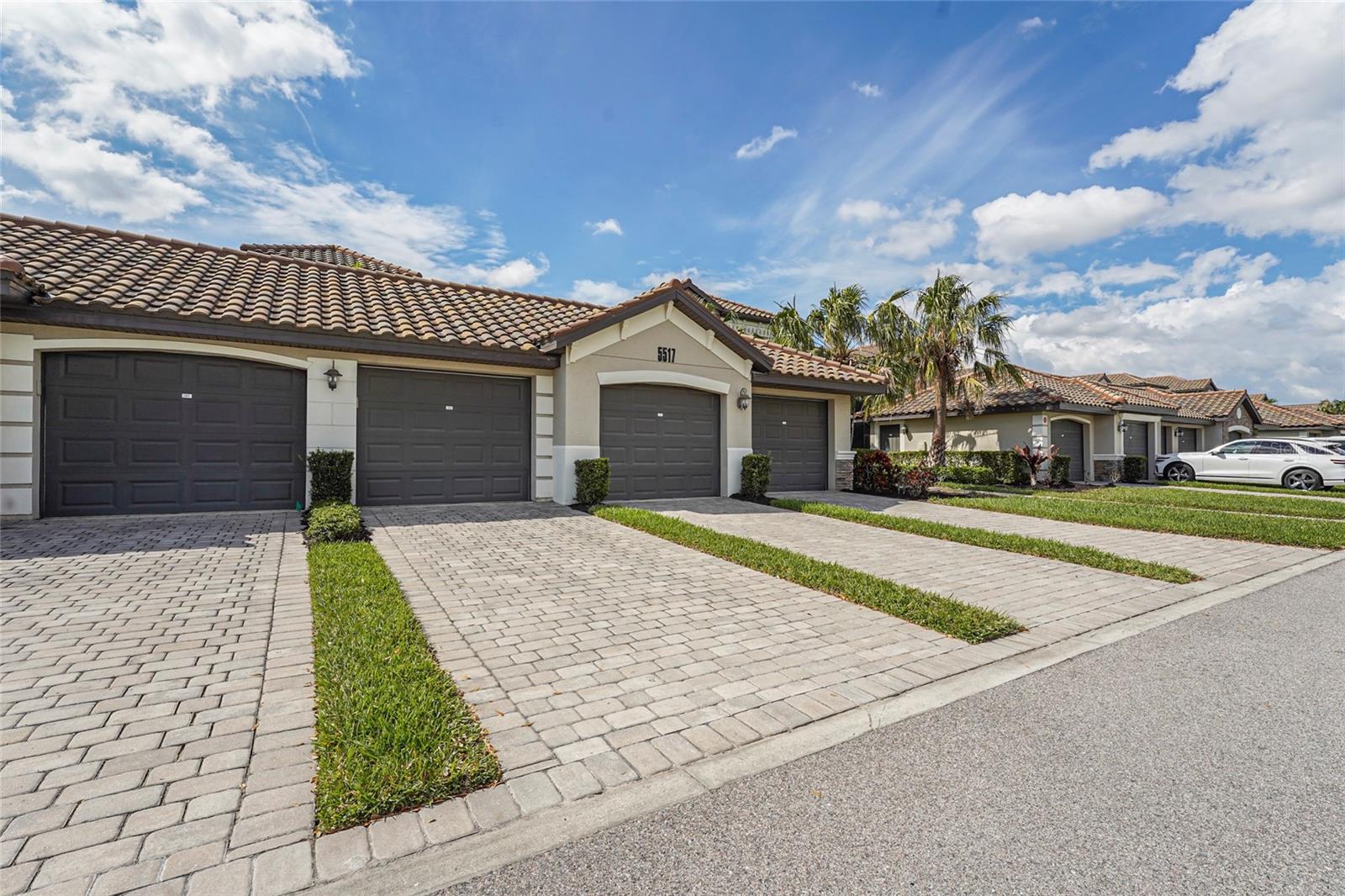 Image 14 of 84 For 5517 Palmer Circle 203