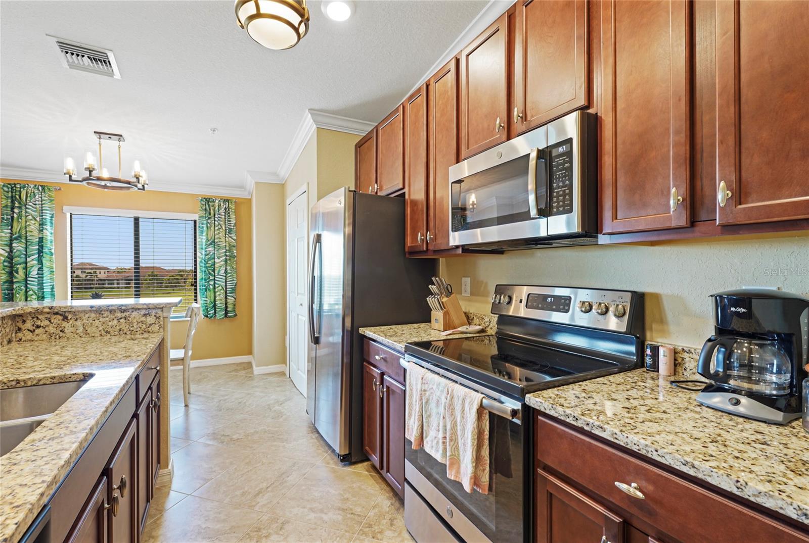 Image 18 of 84 For 5517 Palmer Circle 203