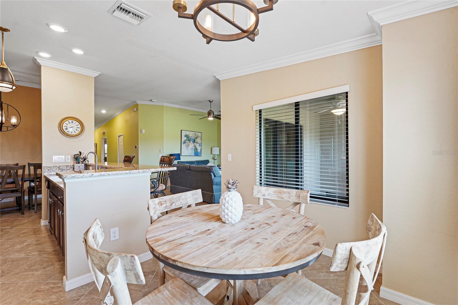 Image 22 of 84 For 5517 Palmer Circle 203