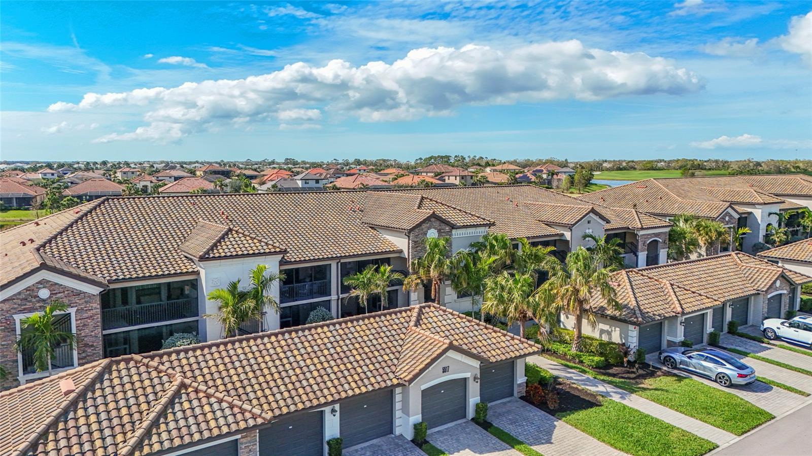 Image 44 of 84 For 5517 Palmer Circle 203