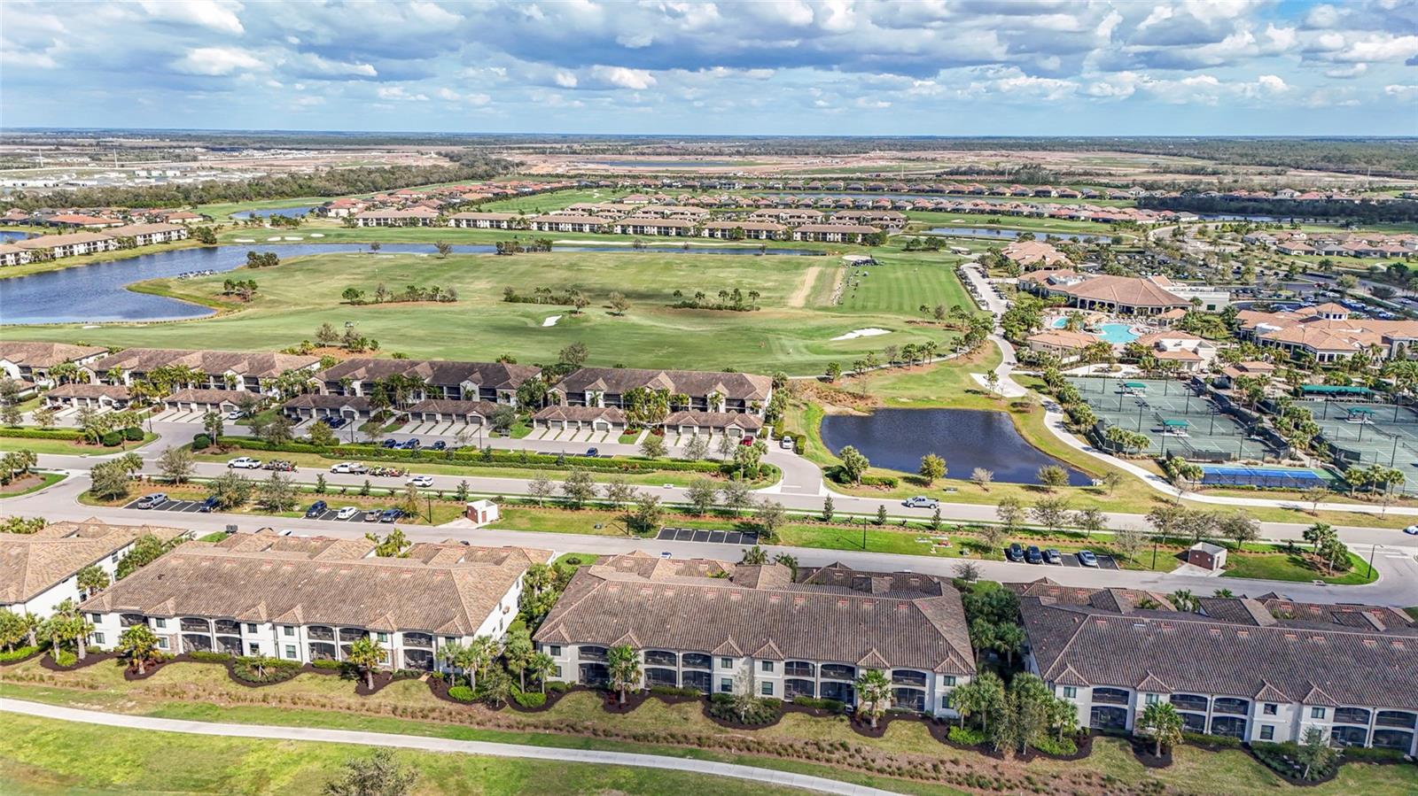 Image 49 of 84 For 5517 Palmer Circle 203