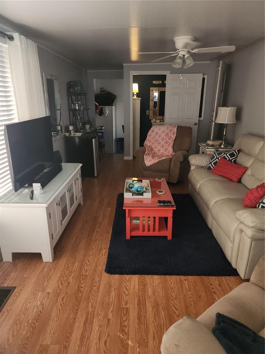Image 2 of 19 For 1674 University Parkway 129