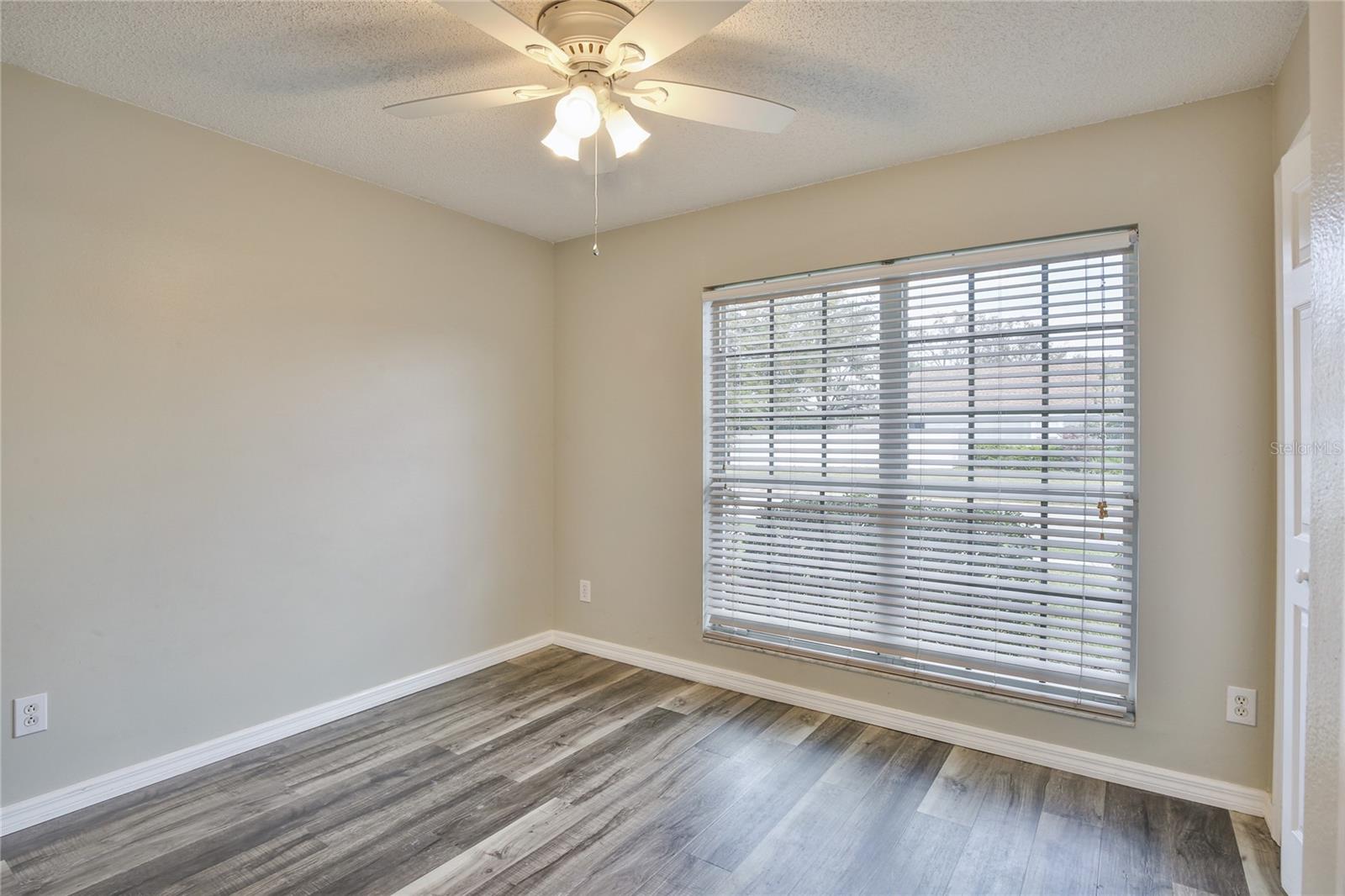 Image 47 of 60 For 4920 Breakwater Drive
