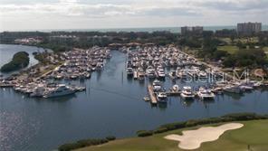 Listing photo id 10 for 2600 Harbourside Drive H-09
