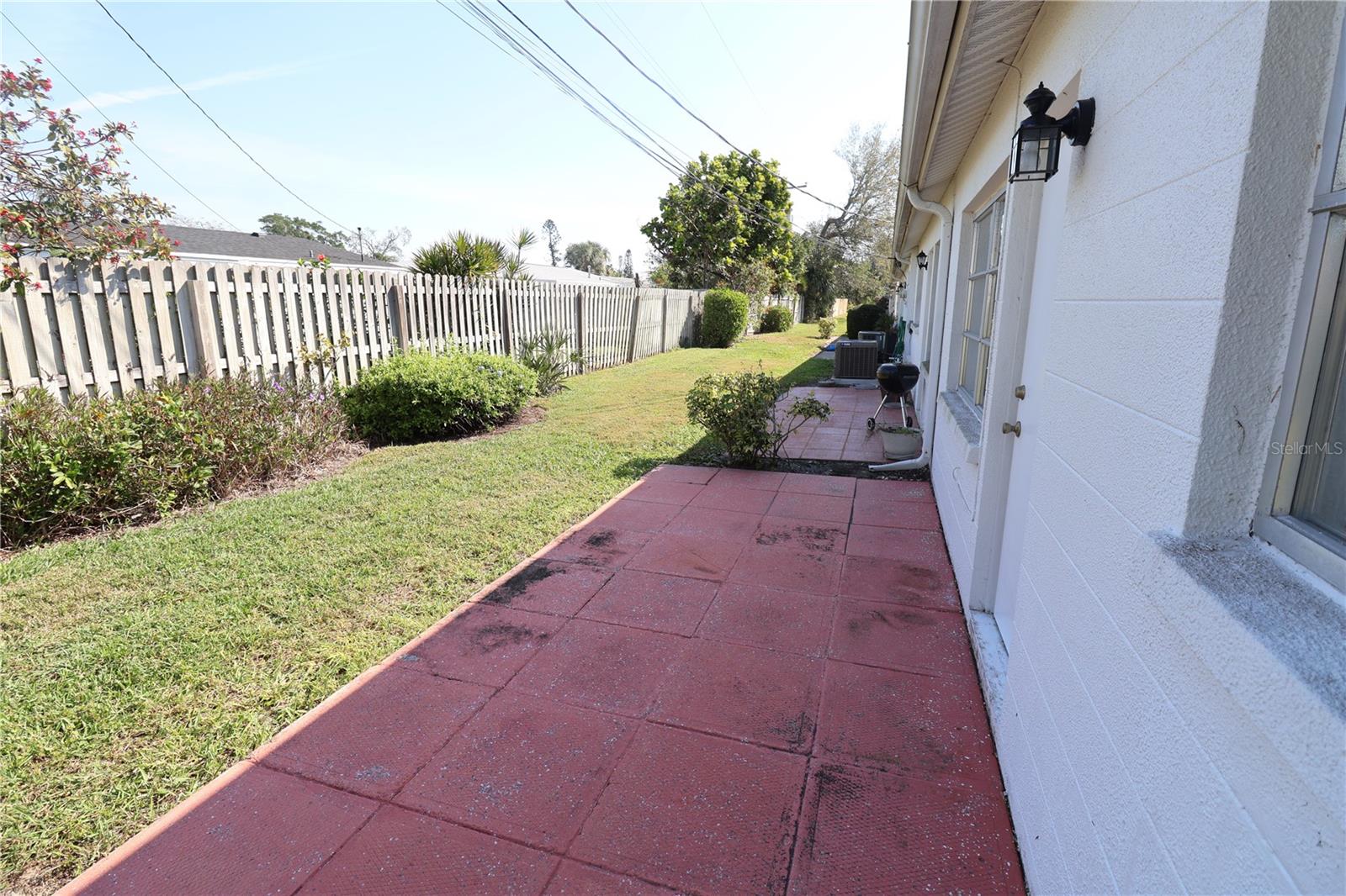 Image 17 of 27 For 6031 Coral Way