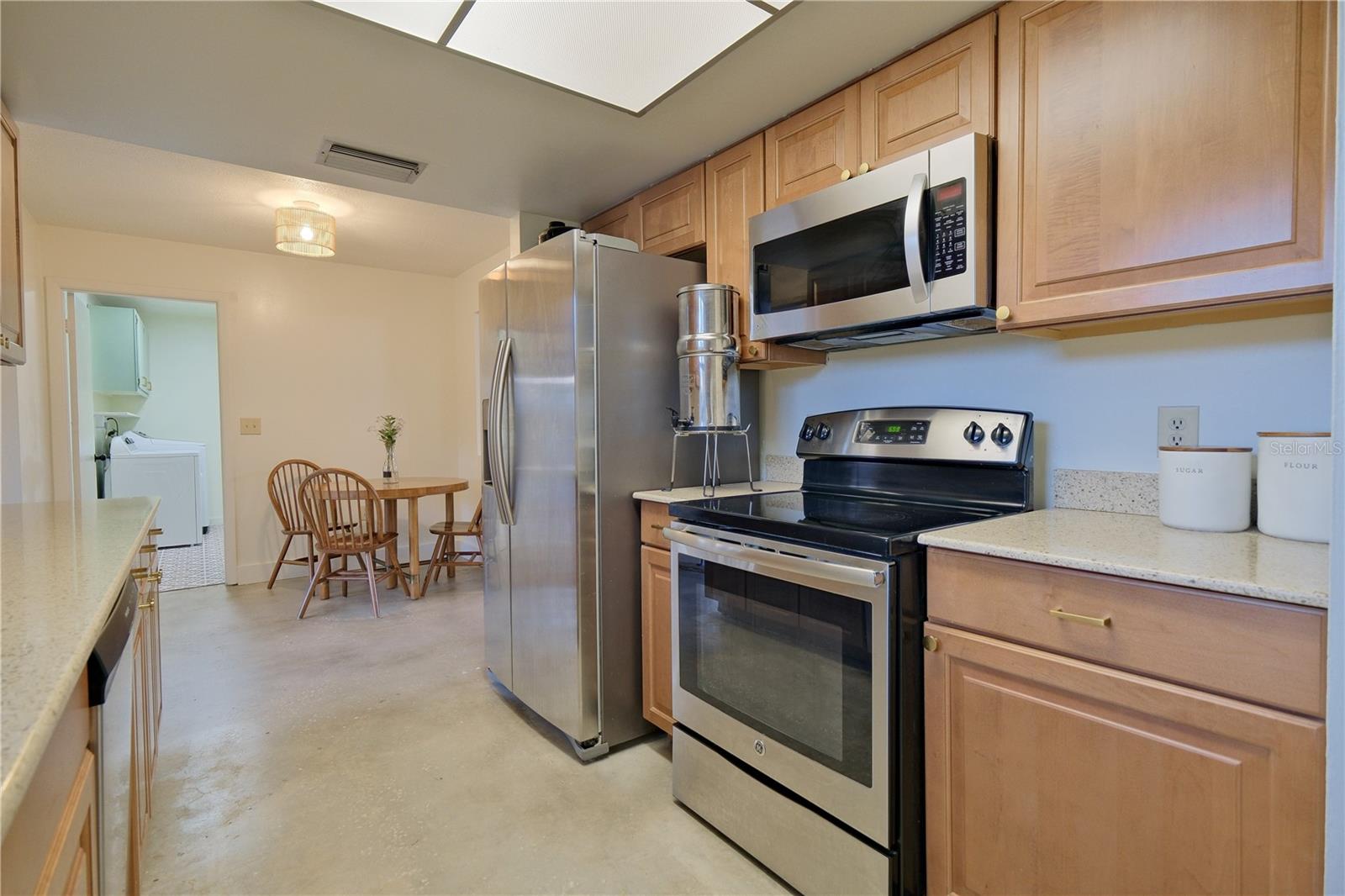 Image 13 of 29 For 4015 11th Avenue W