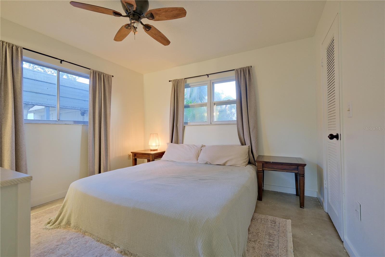 Image 18 of 29 For 4015 11th Avenue W