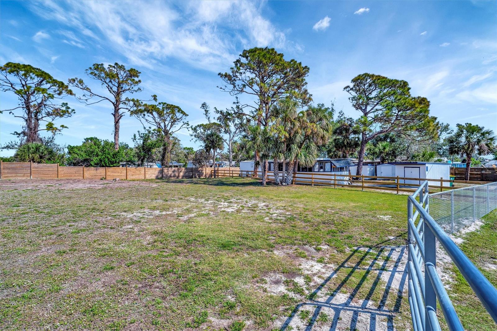 Image 10 of 41 For 5061 Placida Road A