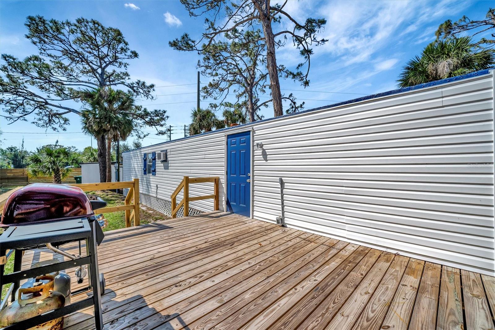 Image 16 of 41 For 5061 Placida Road A