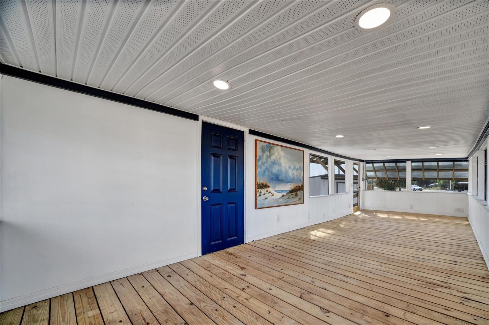 Image 21 of 41 For 5061 Placida Road A