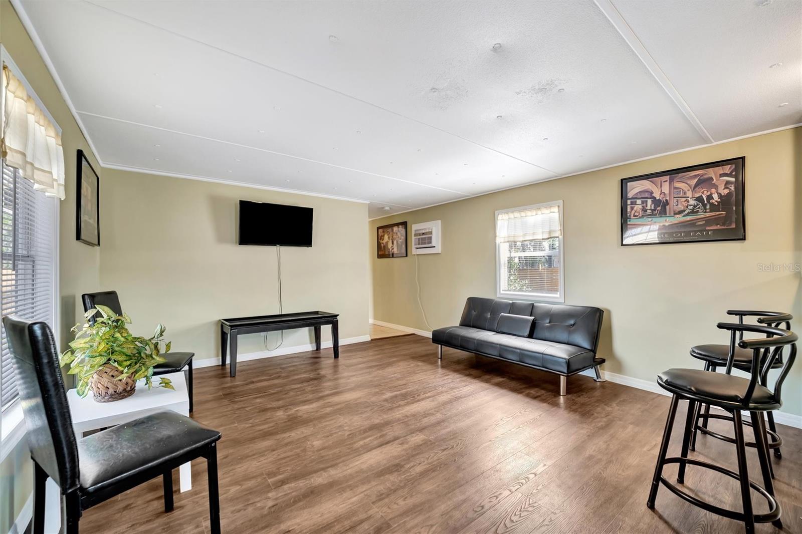 Image 30 of 41 For 5061 Placida Road A