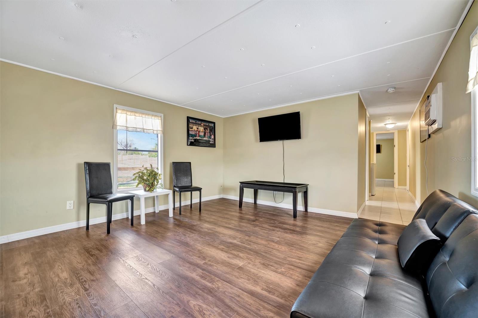Image 31 of 41 For 5061 Placida Road A