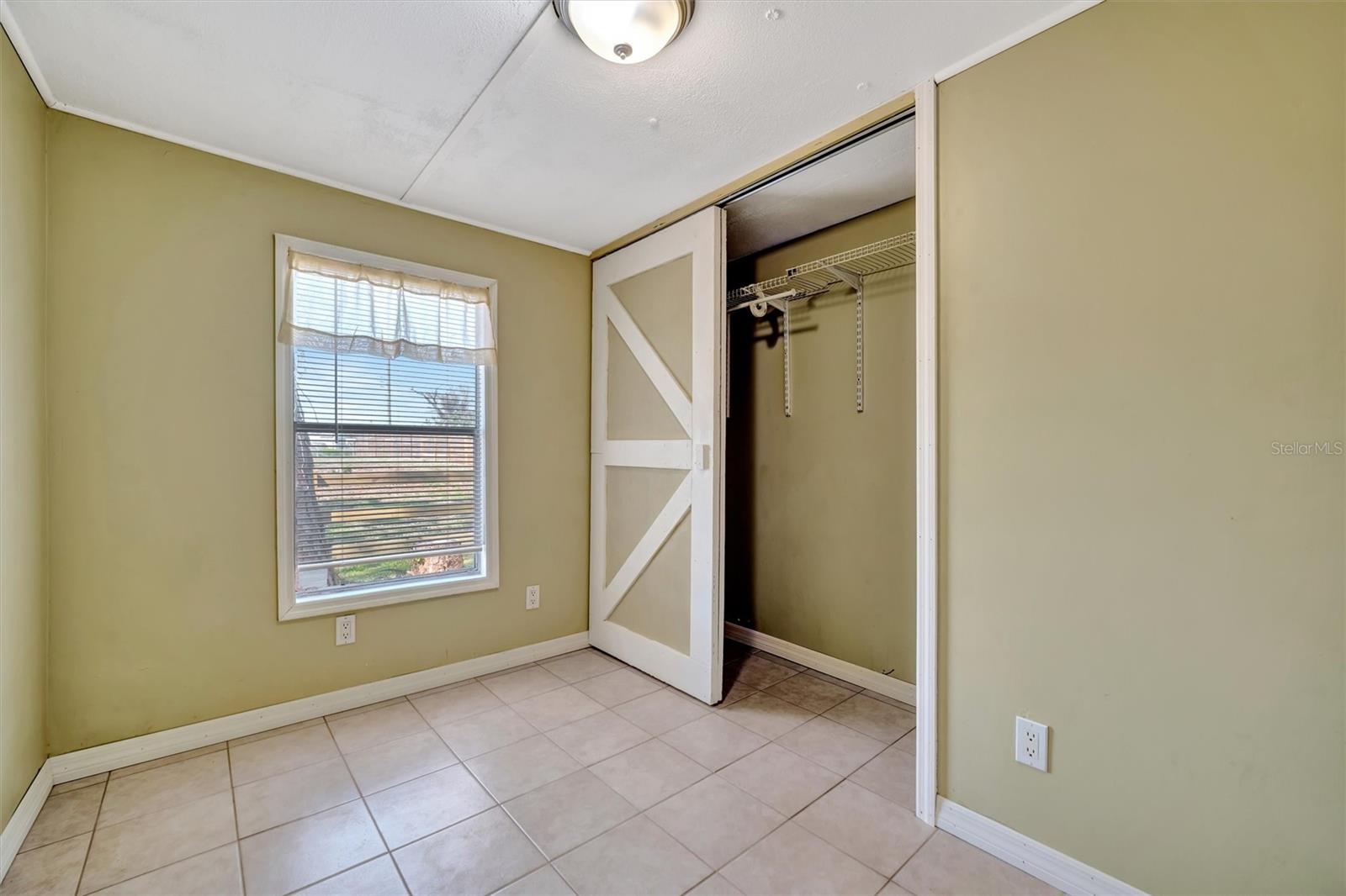 Image 35 of 41 For 5061 Placida Road A