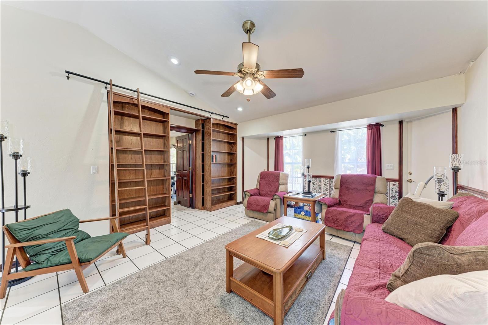 Image 15 of 47 For 1302 5th Street W