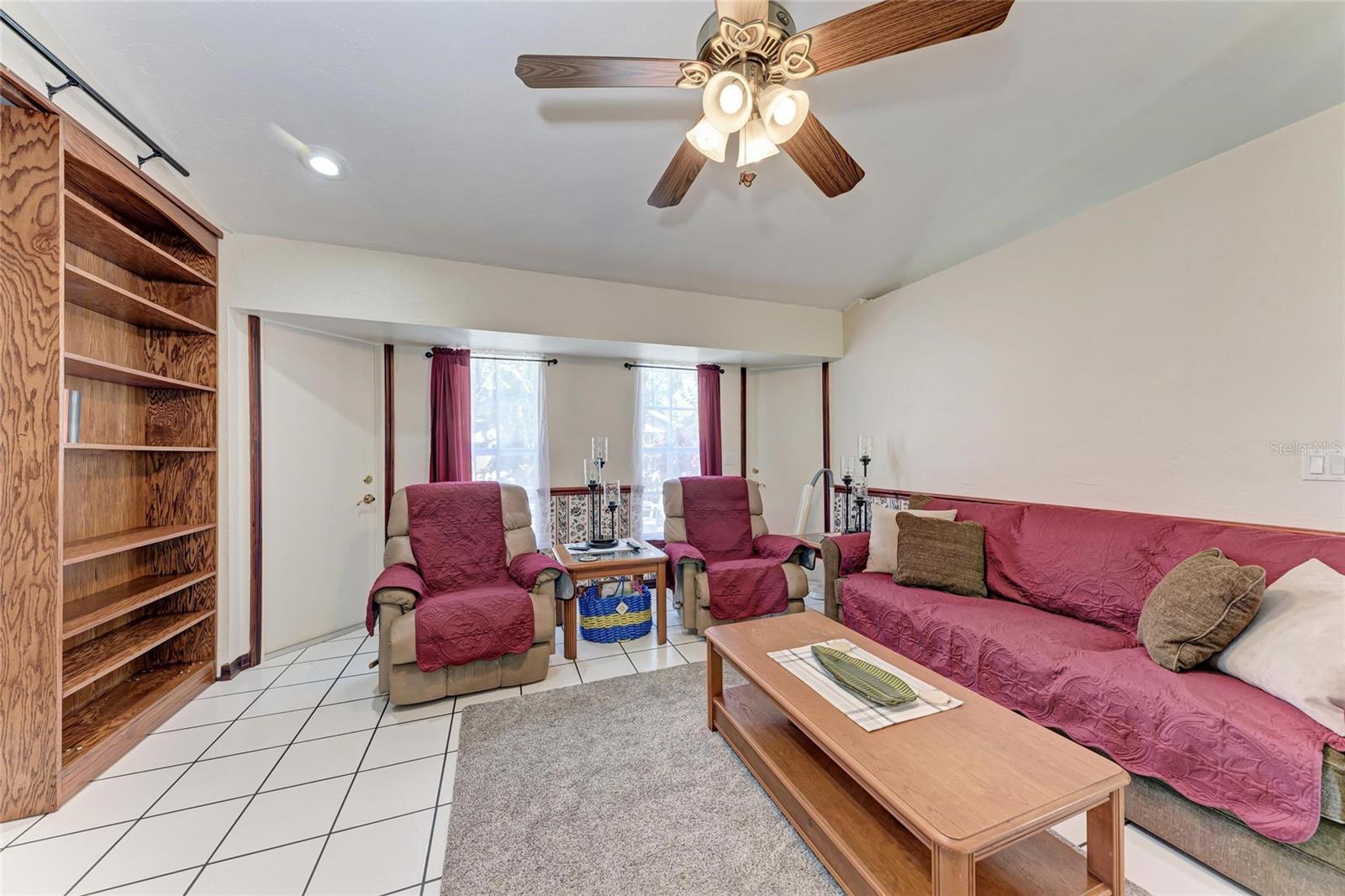 Image 17 of 47 For 1302 5th Street W