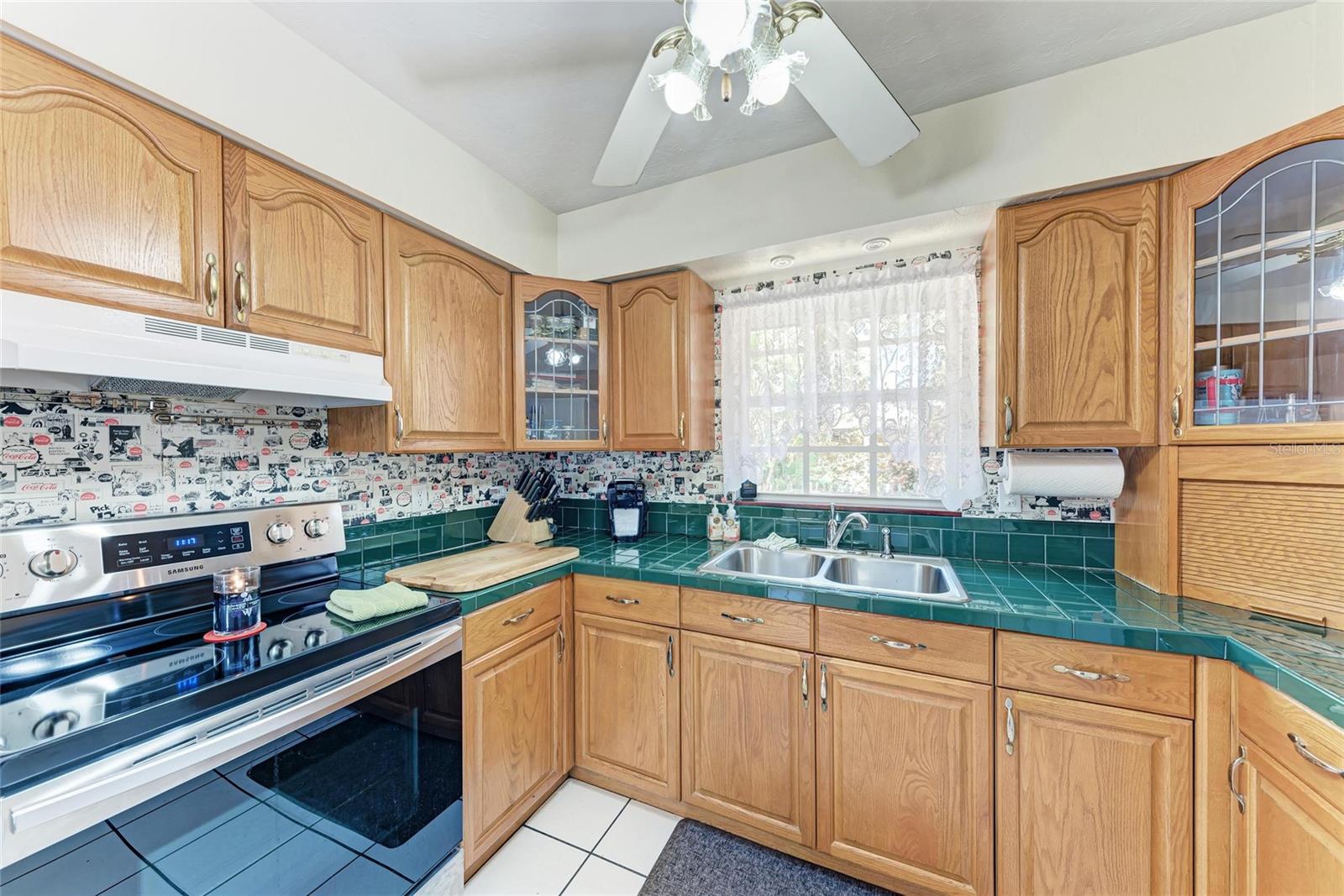 Image 23 of 47 For 1302 5th Street W
