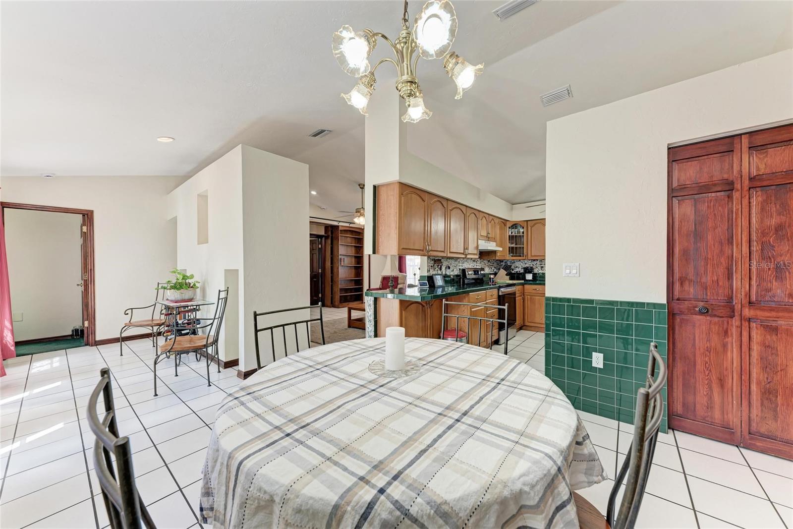 Image 25 of 47 For 1302 5th Street W