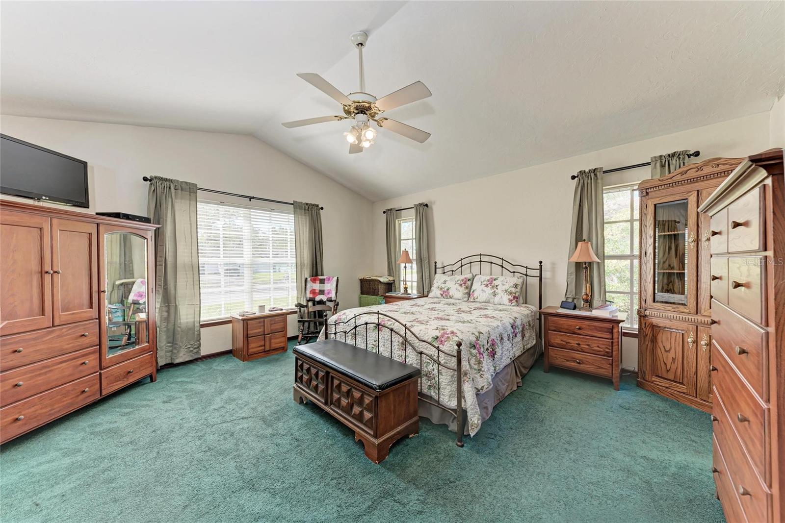 Image 32 of 47 For 1302 5th Street W
