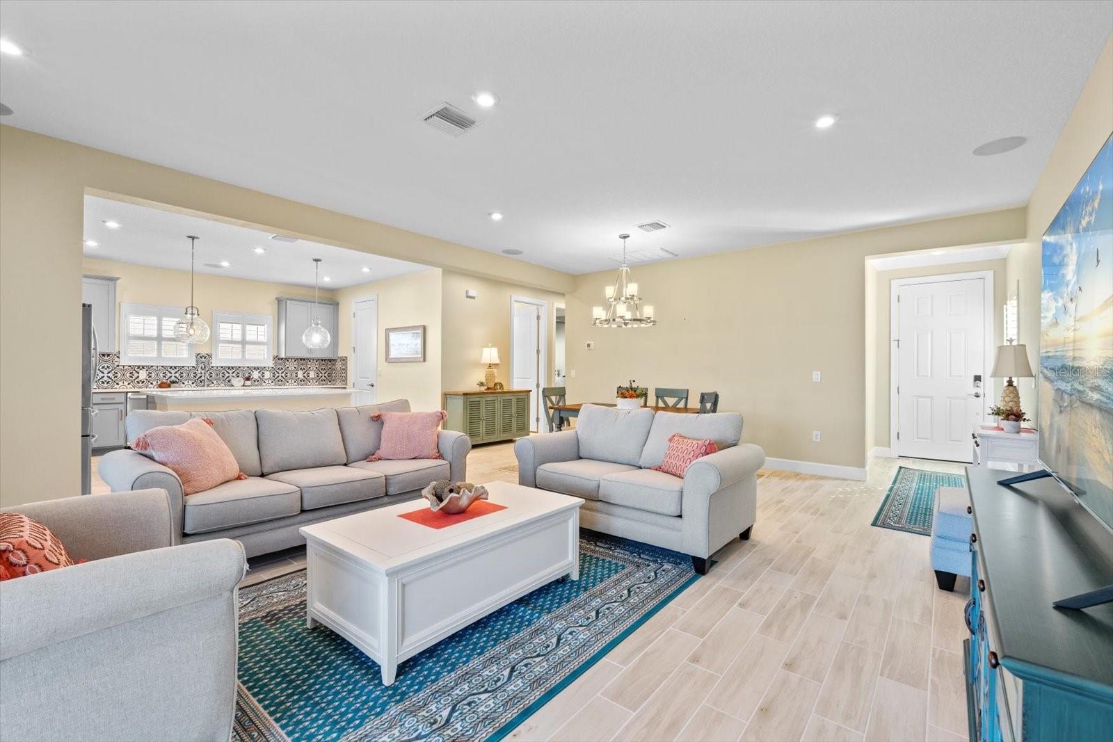 Image 13 of 54 For 11127 Devonbridge Drive