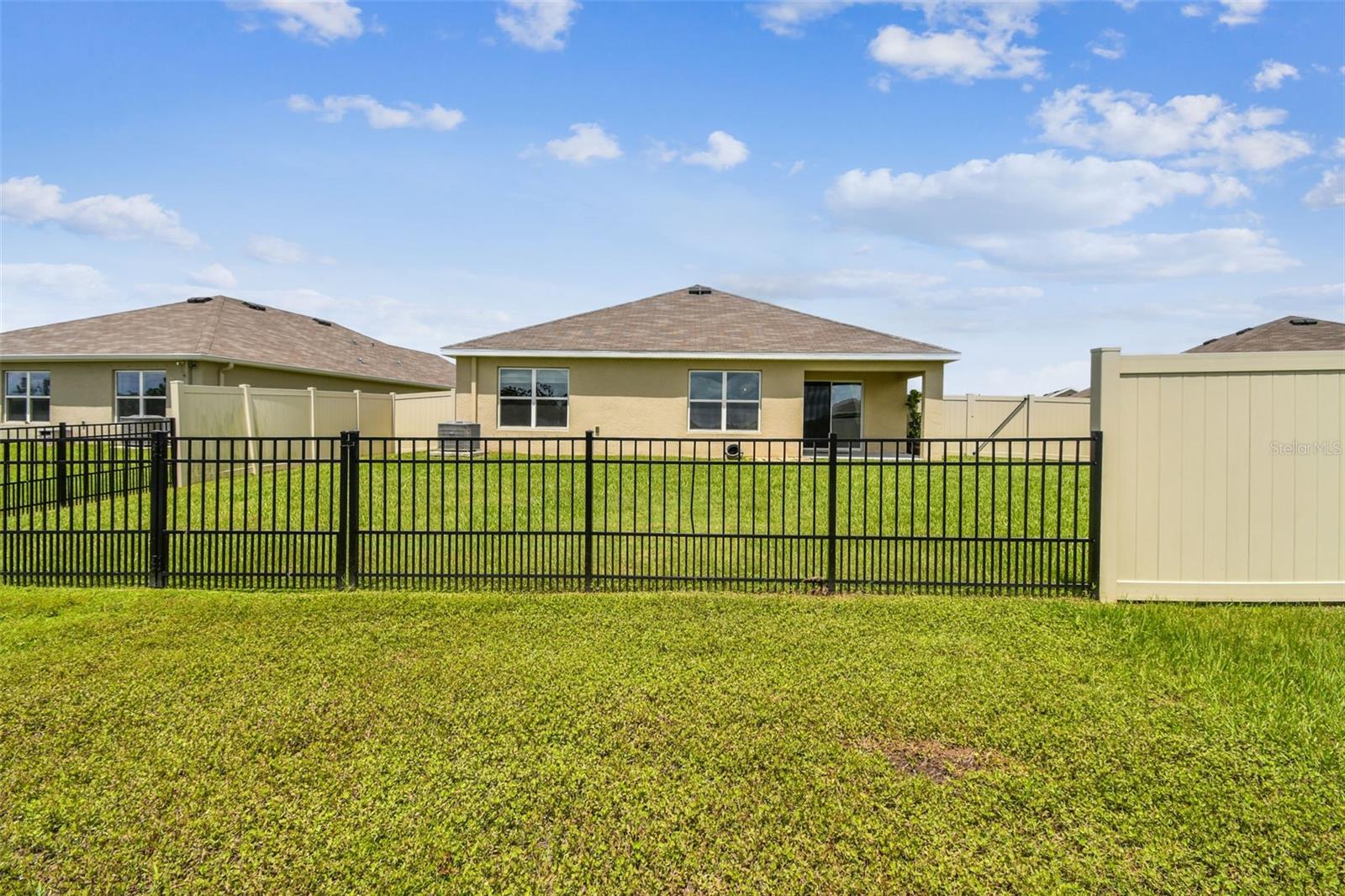 Image 36 of 76 For 4918 Gray Owl Terrace