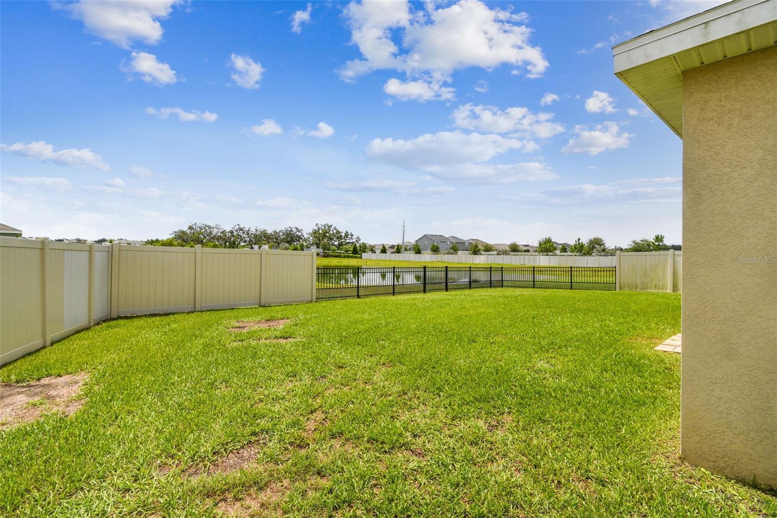 Image 7 of 76 For 4918 Gray Owl Terrace